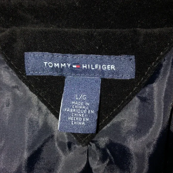 *SOLD* Tommy Hilfiger Black Velvet Blazer Jacket - Picture 7 of 8